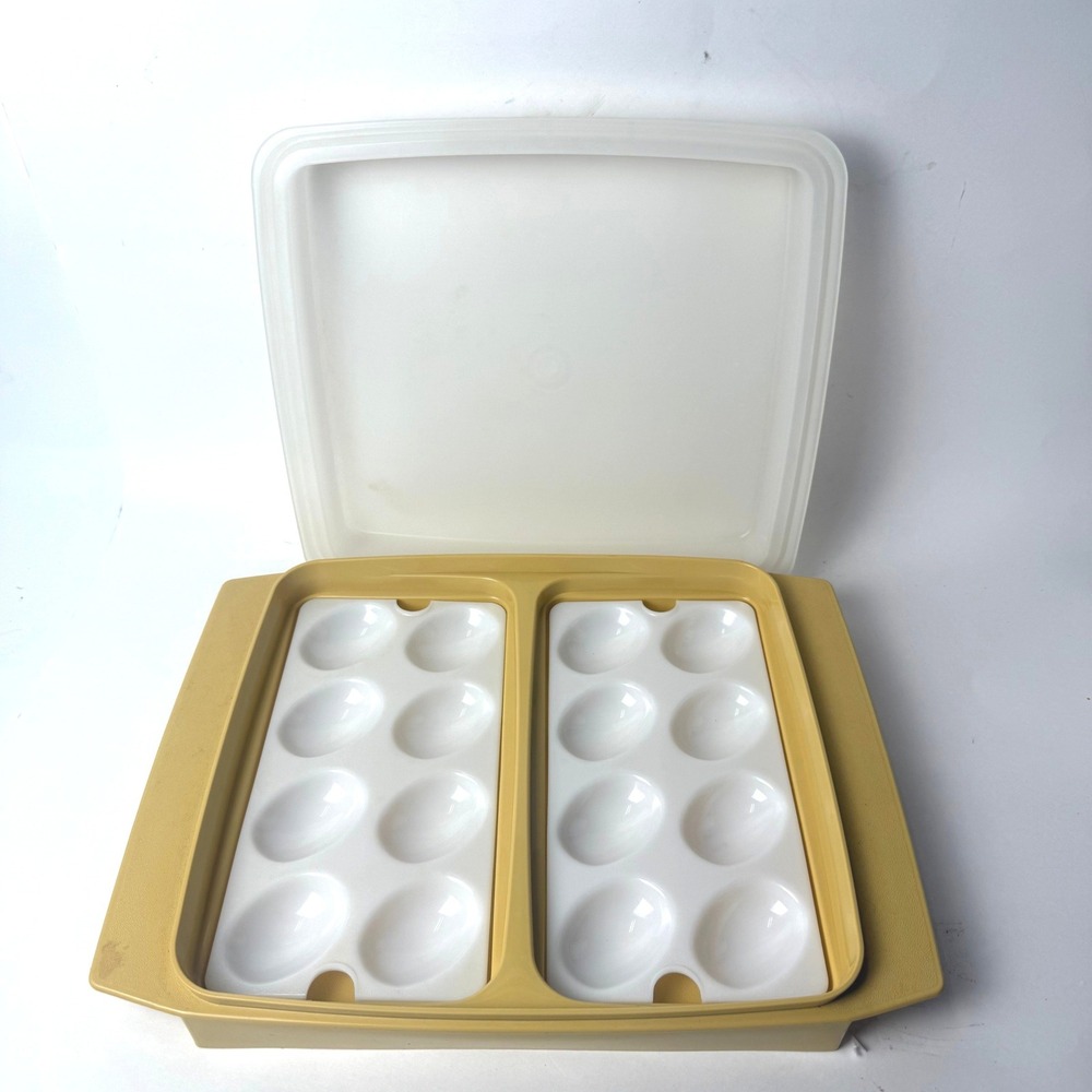 Vintage Tupperware Deviled Egg Keeper Carrier Tray Lid Harvest Yellow 723 725